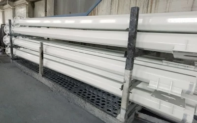 Kādas ir cinkotu un izsmidzinātu Solar Street lukturu galvenās priekšrocības un procesa soļi?